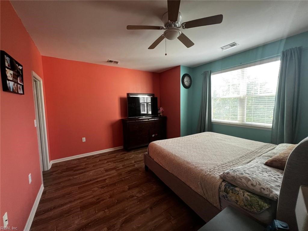 4237 Turnworth Arch Property Photo 16