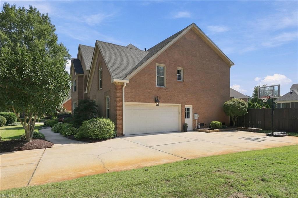 4413 Liam Close Dr Property Photo 47