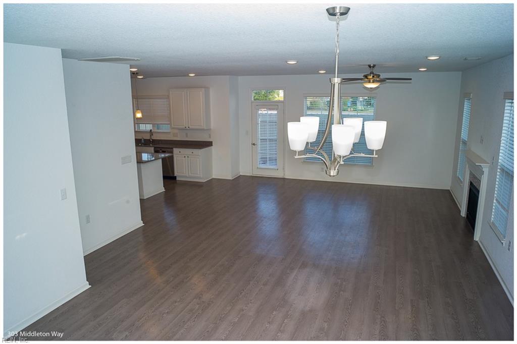 303 Middleton Way Property Photo 3