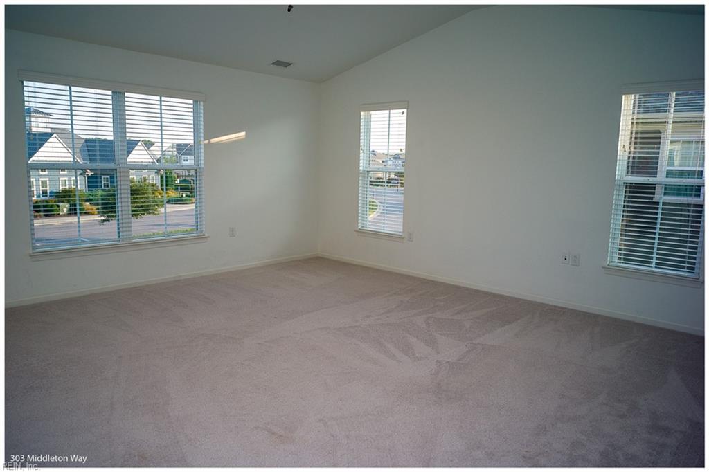303 Middleton Way Property Photo 12