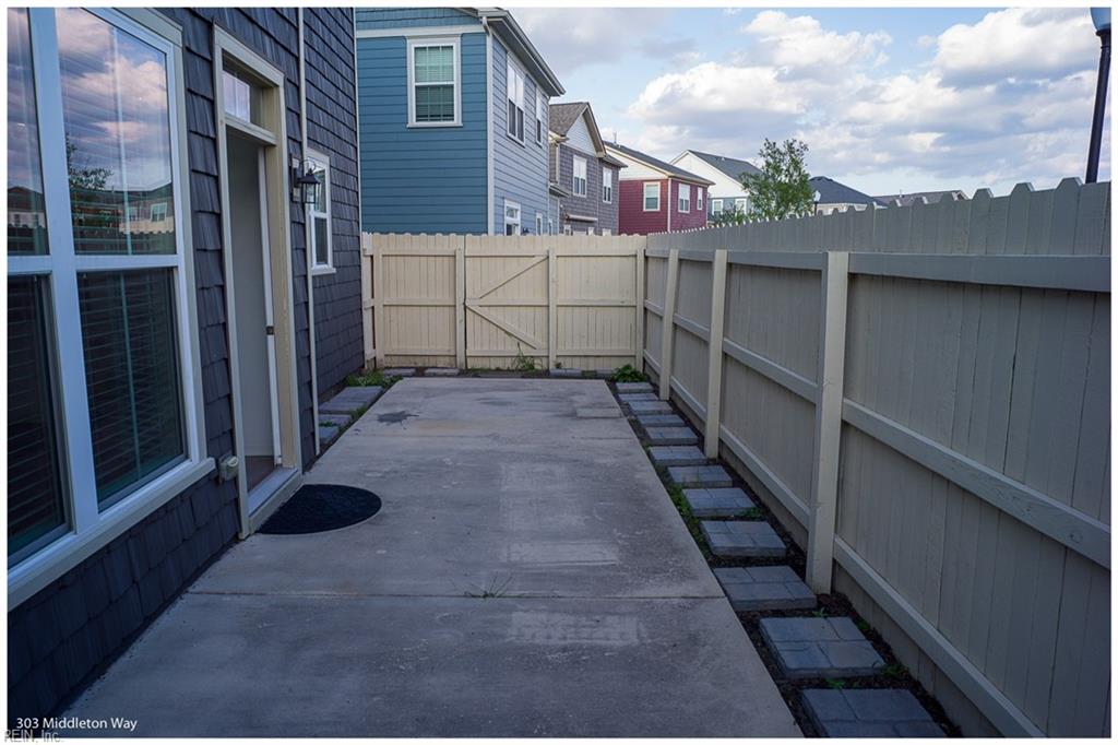 303 Middleton Way Property Photo 18