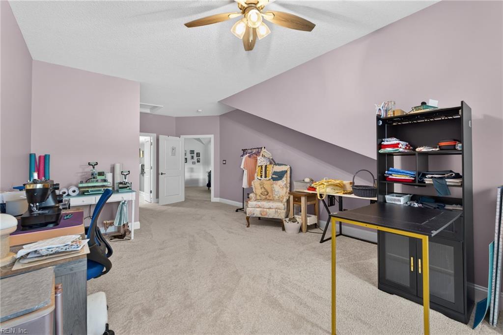 302 Thornwood Dr Property Photo 26