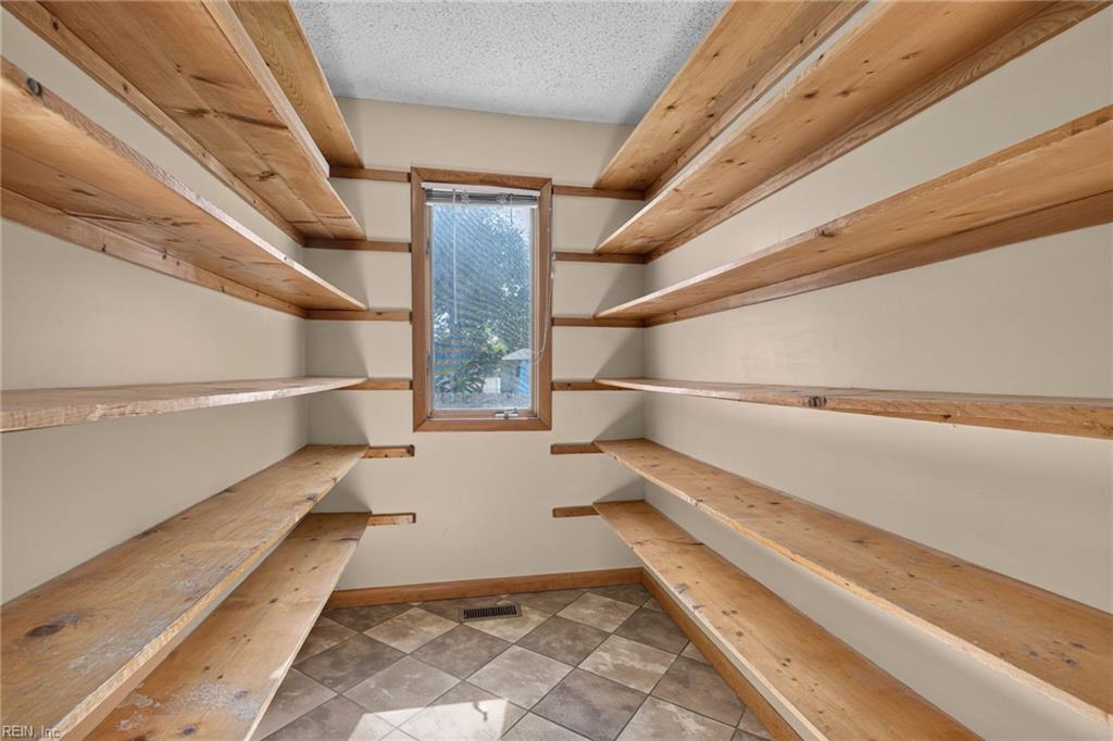 937 Baja Ct Property Photo 17