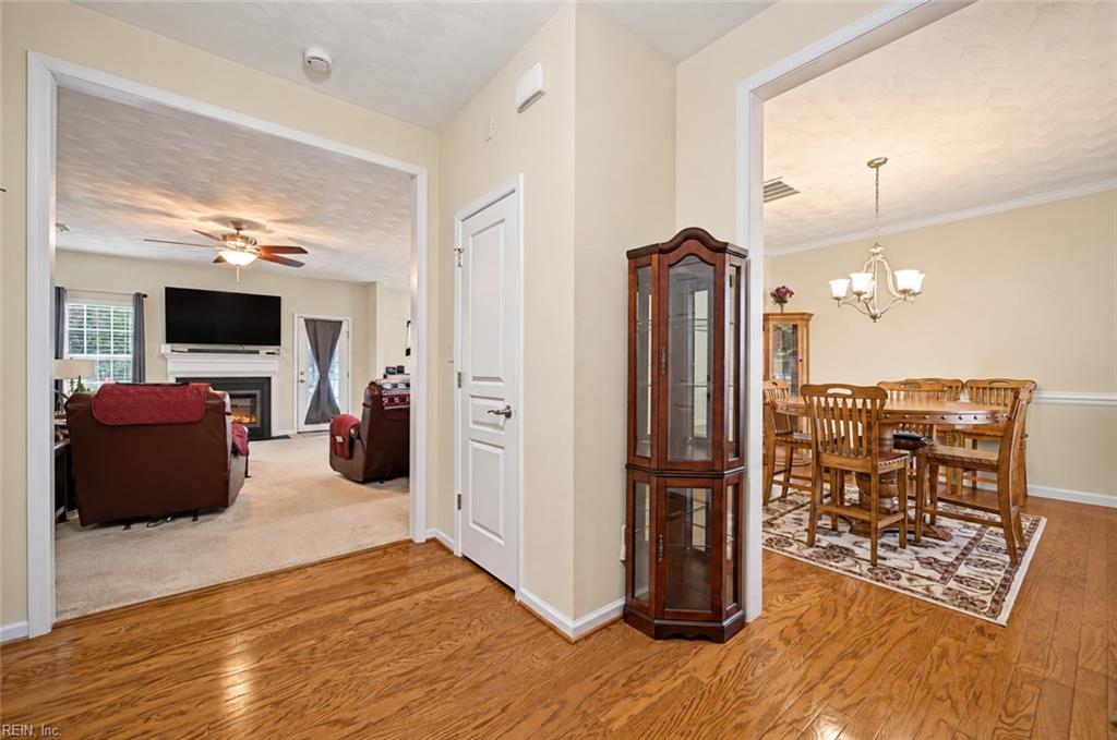 24370 John Henry St Property Photo 7