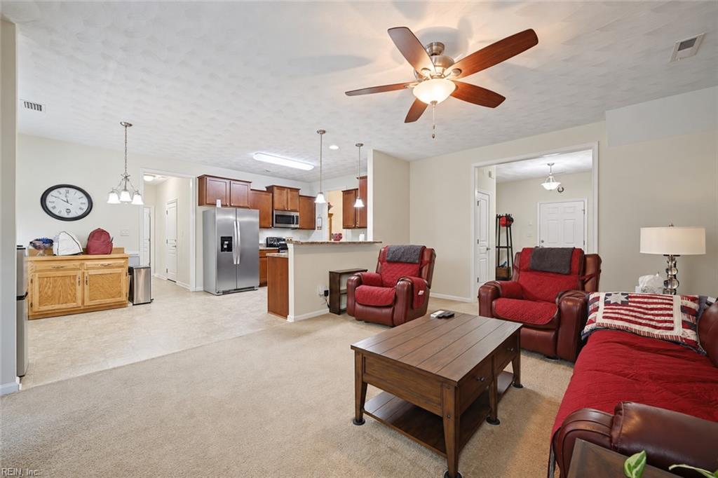 24370 John Henry St Property Photo 11