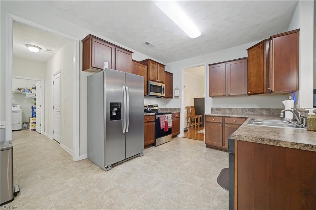 24370 John Henry St Property Photo 17