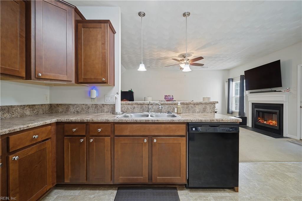 24370 John Henry St Property Photo 20