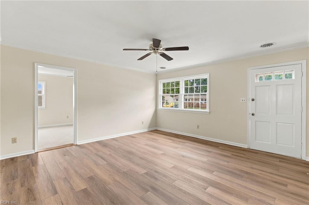 107 Londonshire Ter Property Photo 4