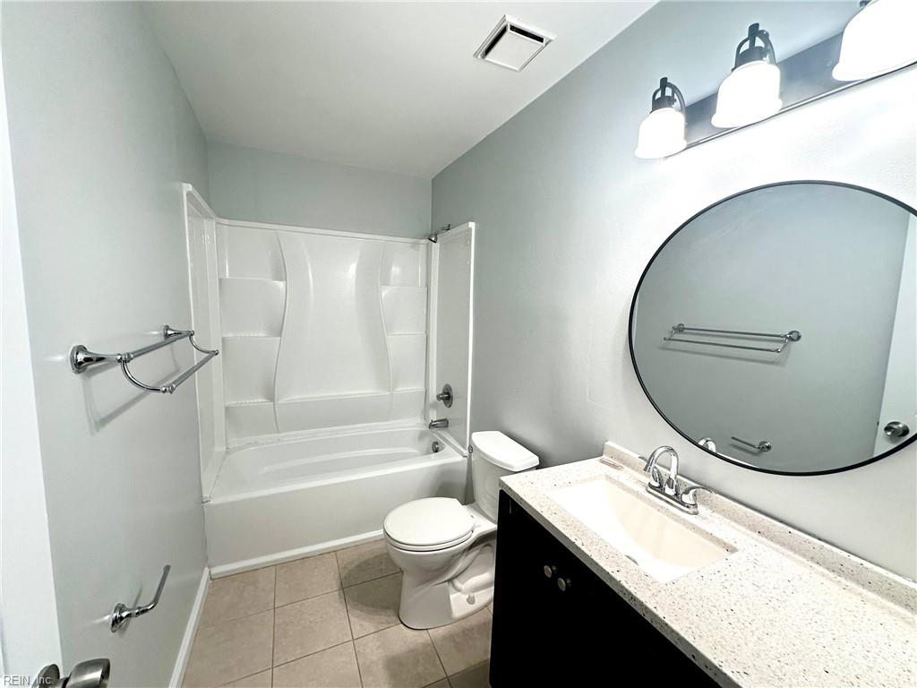 3947 Wyckoff Dr Property Photo 10