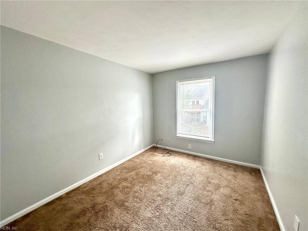 3947 Wyckoff Dr Property Photo 12