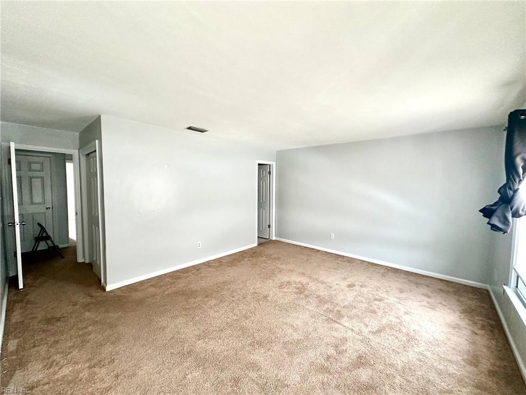 3947 Wyckoff Dr Property Photo 15