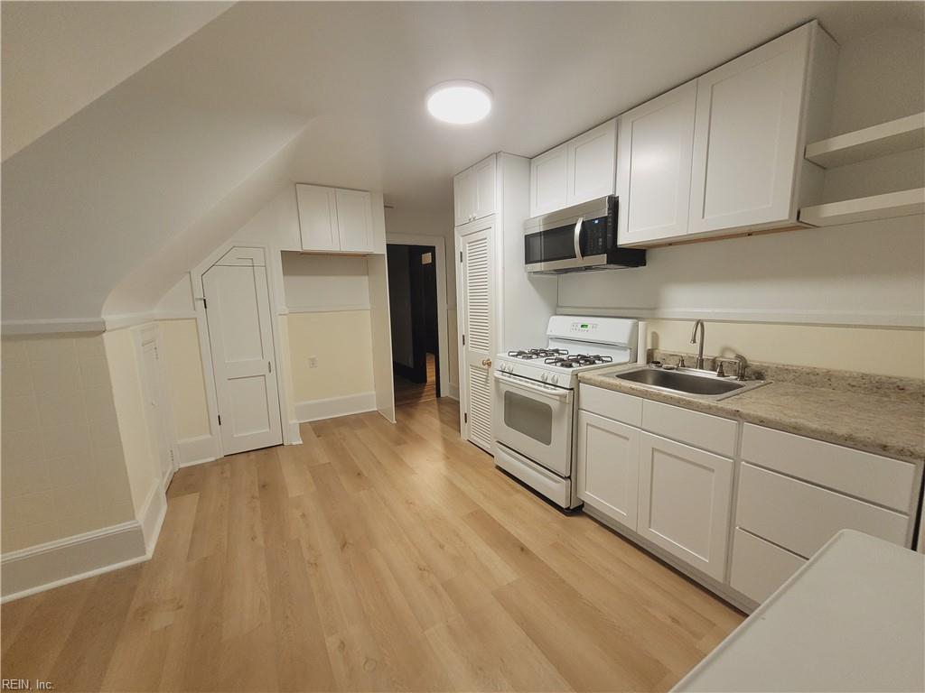 359 Broad St Property Photo 2
