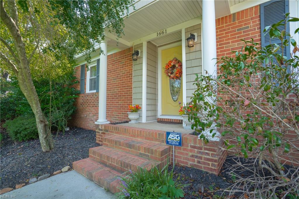 1661 Will O Wisp Dr Property Photo 2