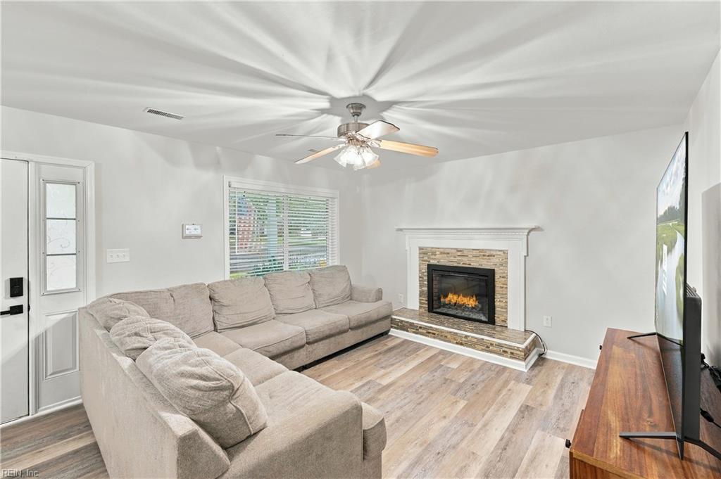 801 Waco Ct Property Photo 6