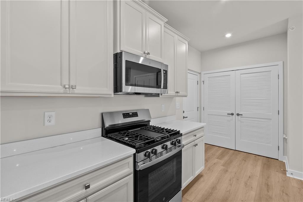 7102 Bridgeway Dr Property Photo 6