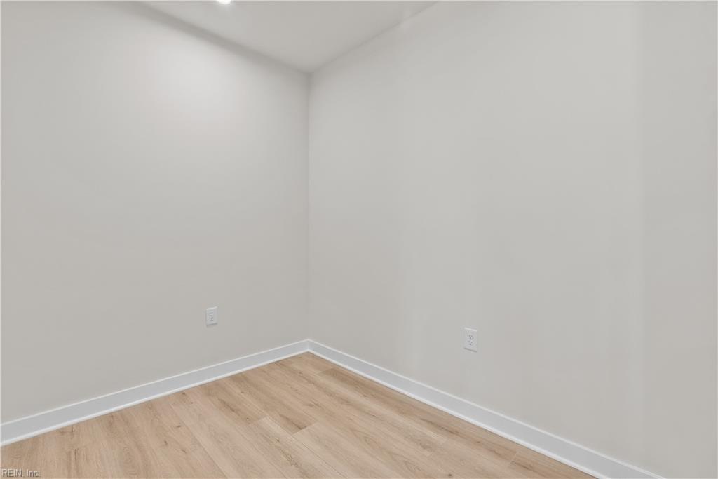 7102 Bridgeway Dr Property Photo 8
