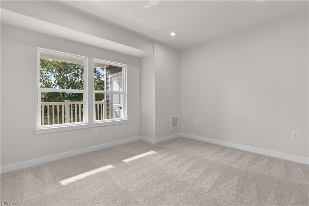 7102 Bridgeway Dr Property Photo 14