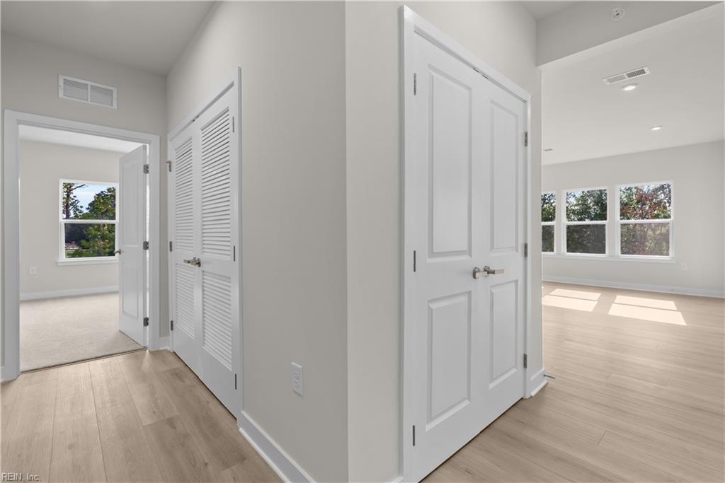 7102 Bridgeway Dr Property Photo 20