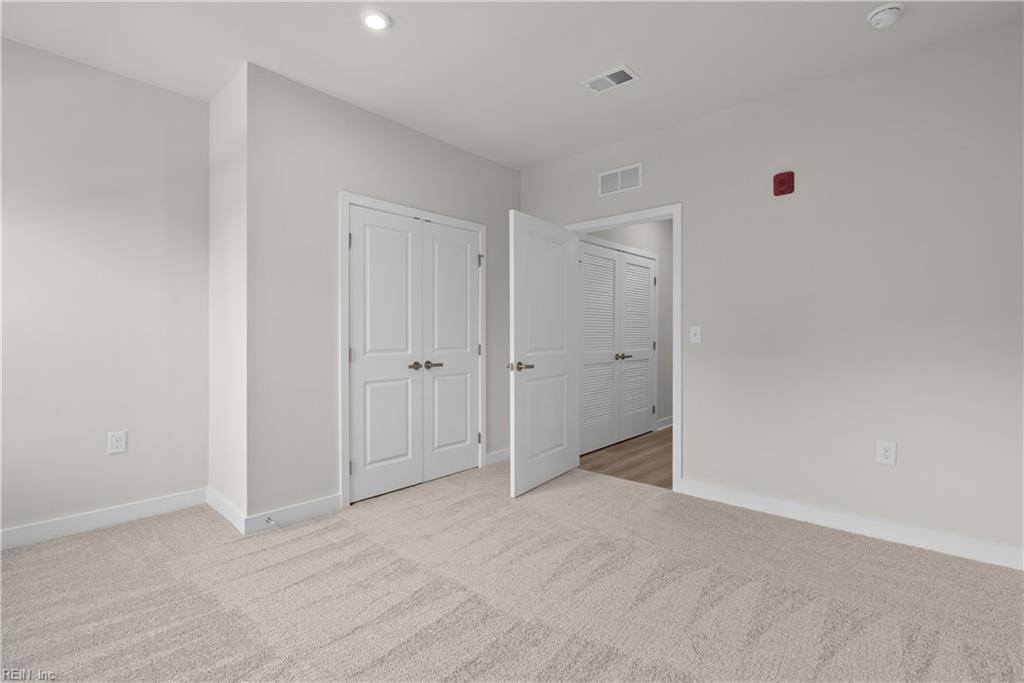 7102 Bridgeway Dr Property Photo 24