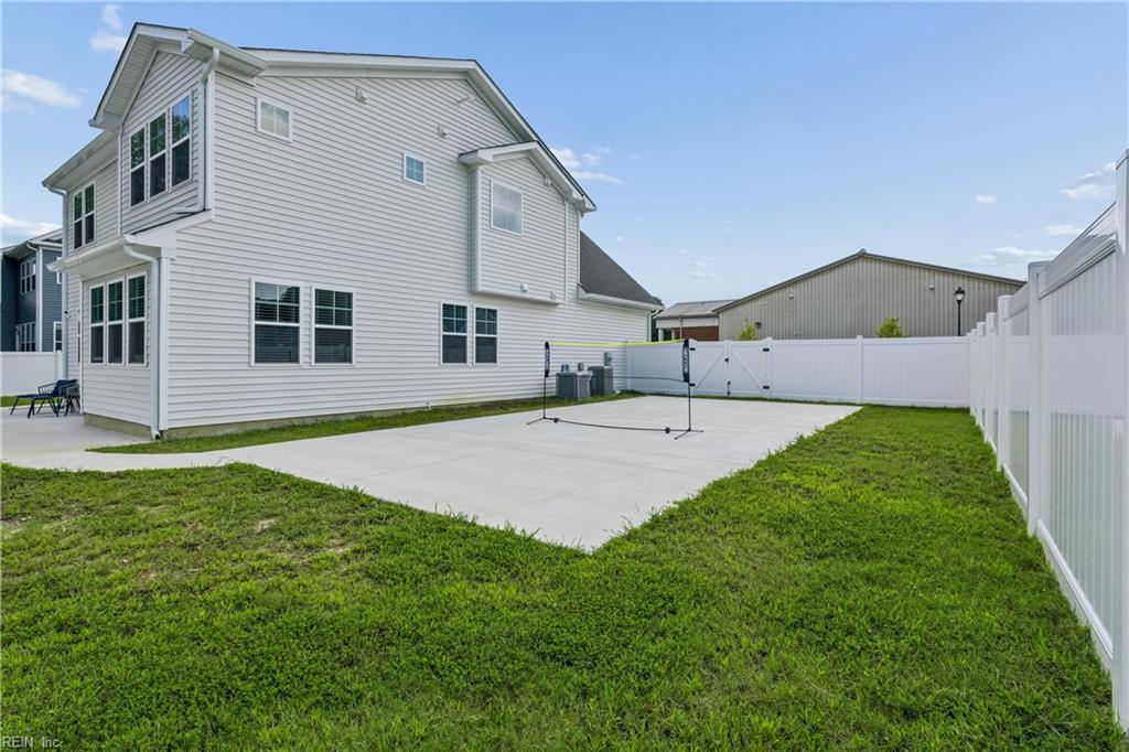 2405 Redemption Ct Property Photo 44