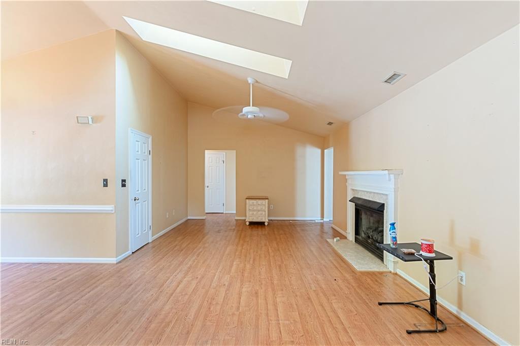 151 Osborne Rd Property Photo 8