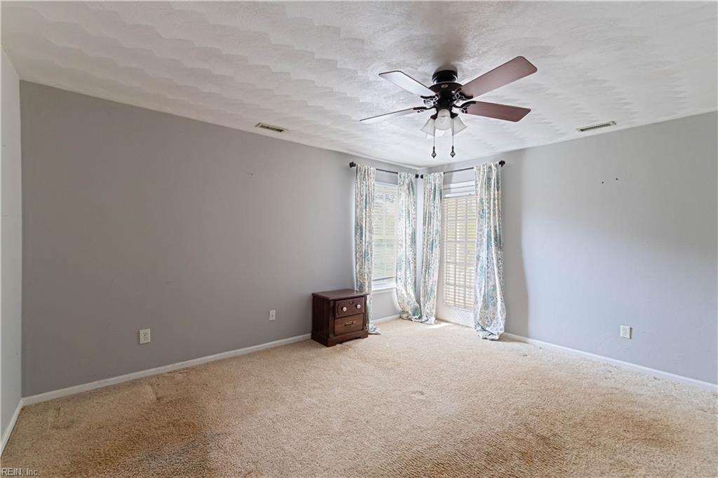 151 Osborne Rd Property Photo 16
