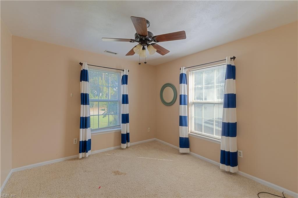 151 Osborne Rd Property Photo 22