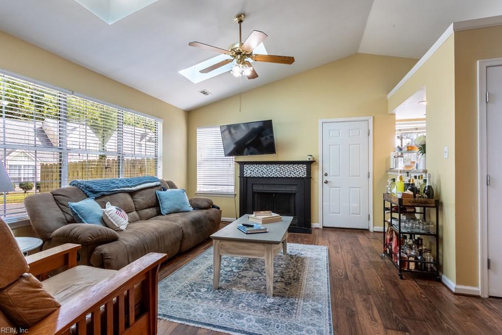 470 Wrenn Cir Property Photo 6