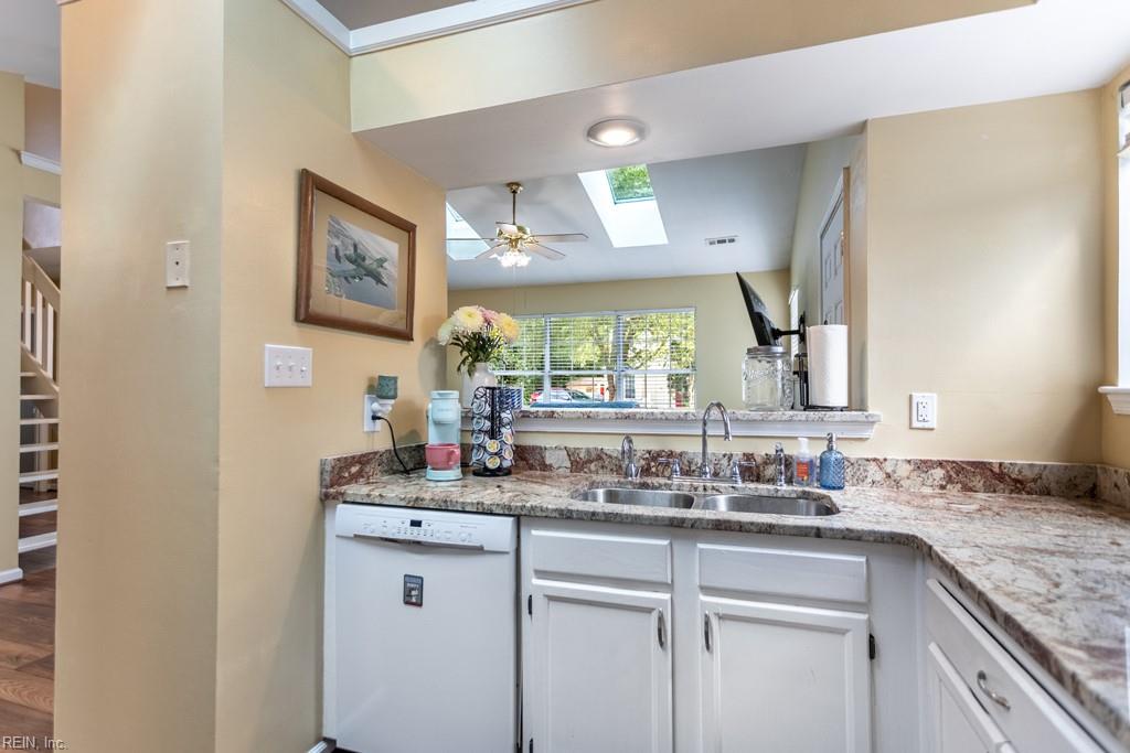 470 Wrenn Cir Property Photo 14