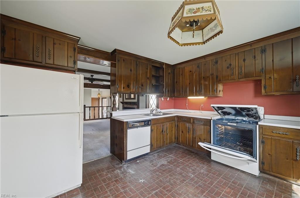 65 Tide Mill Ln Property Photo 8