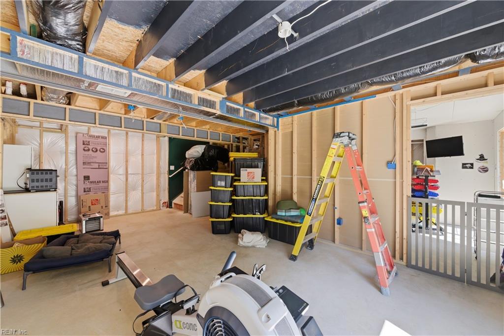 206 Normandy Cres Property Photo 32