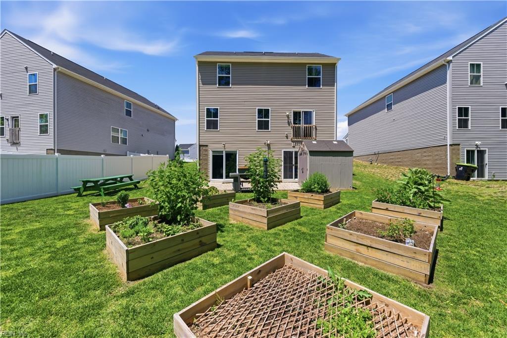 206 Normandy Cres Property Photo 36