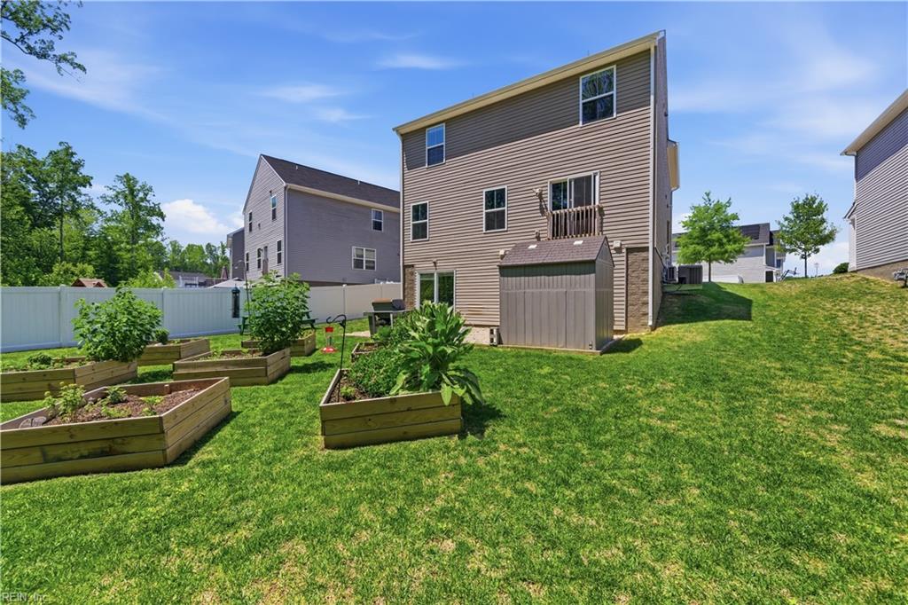 206 Normandy Cres Property Photo 37