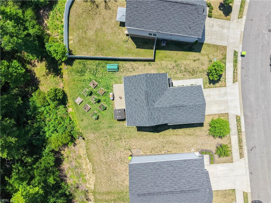 206 Normandy Cres Property Photo 38