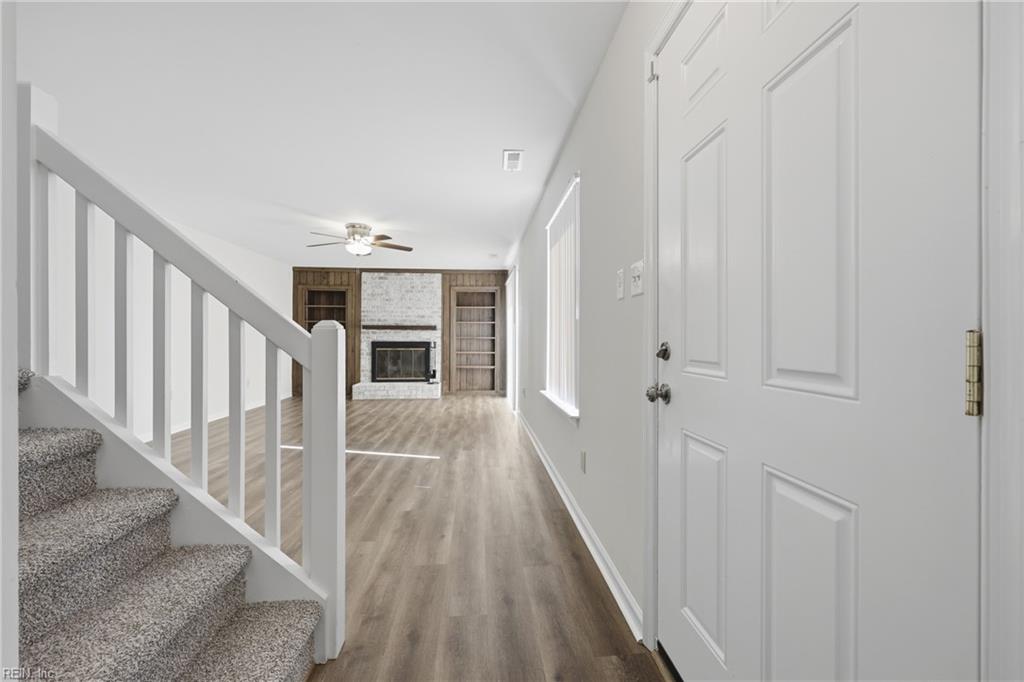 1600 Ocean Lakes Ct Property Photo 5