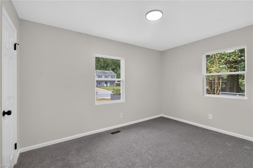 228 Colony Rd Property Photo 19