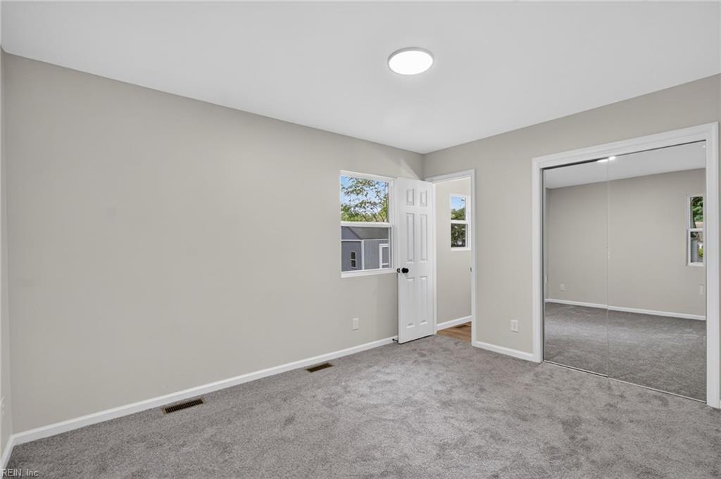 228 Colony Rd Property Photo 23