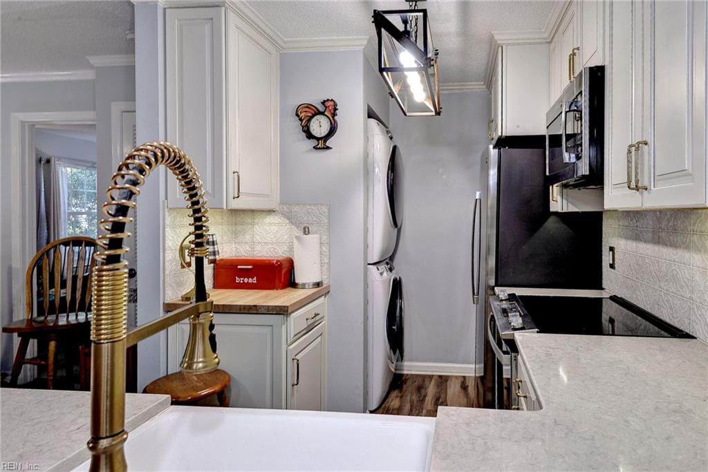 106 Marshall Way Way Property Photo 11
