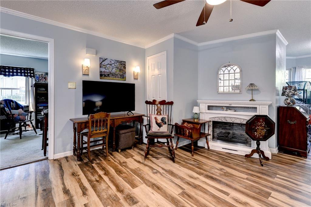 106 Marshall Way Way Property Photo 15