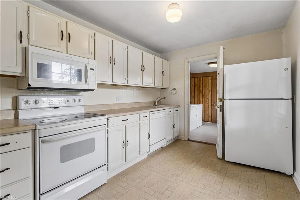 807 Paul St Property Photo 12