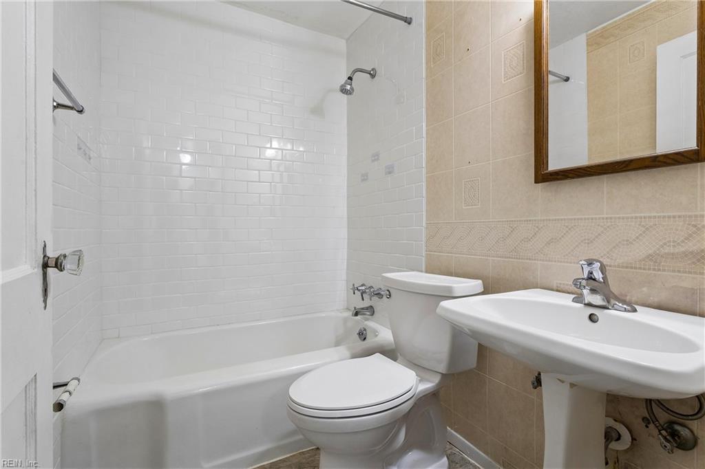 807 Paul St Property Photo 21