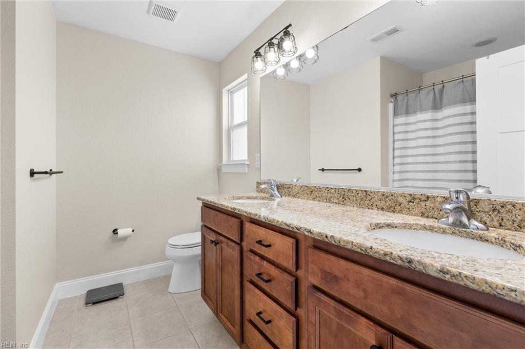 609 Veery St Property Photo 14