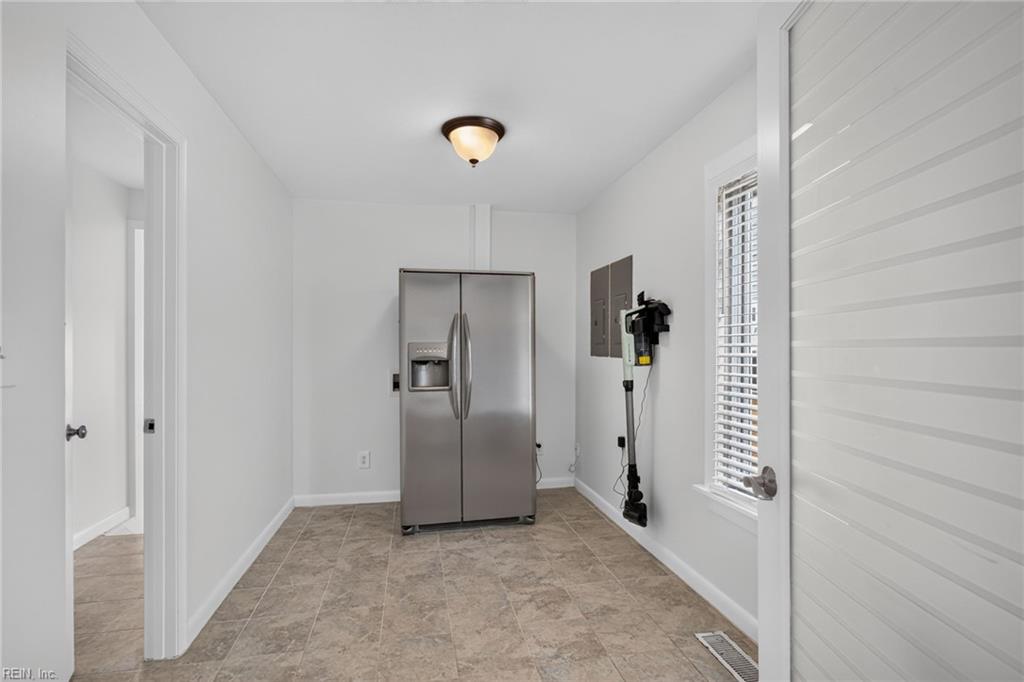 414 Pinewood Dr Property Photo 21