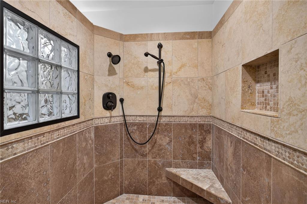 414 Pinewood Dr Property Photo 29