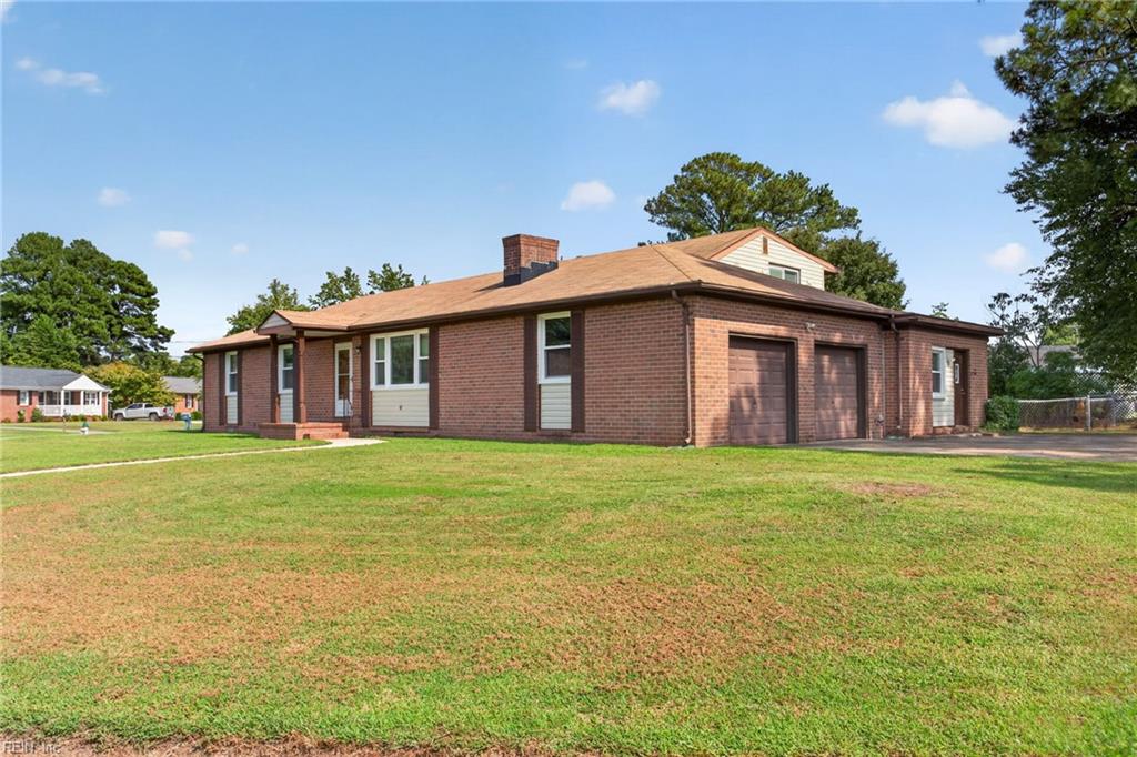 1203 Willowbrook Dr Property Photo 14
