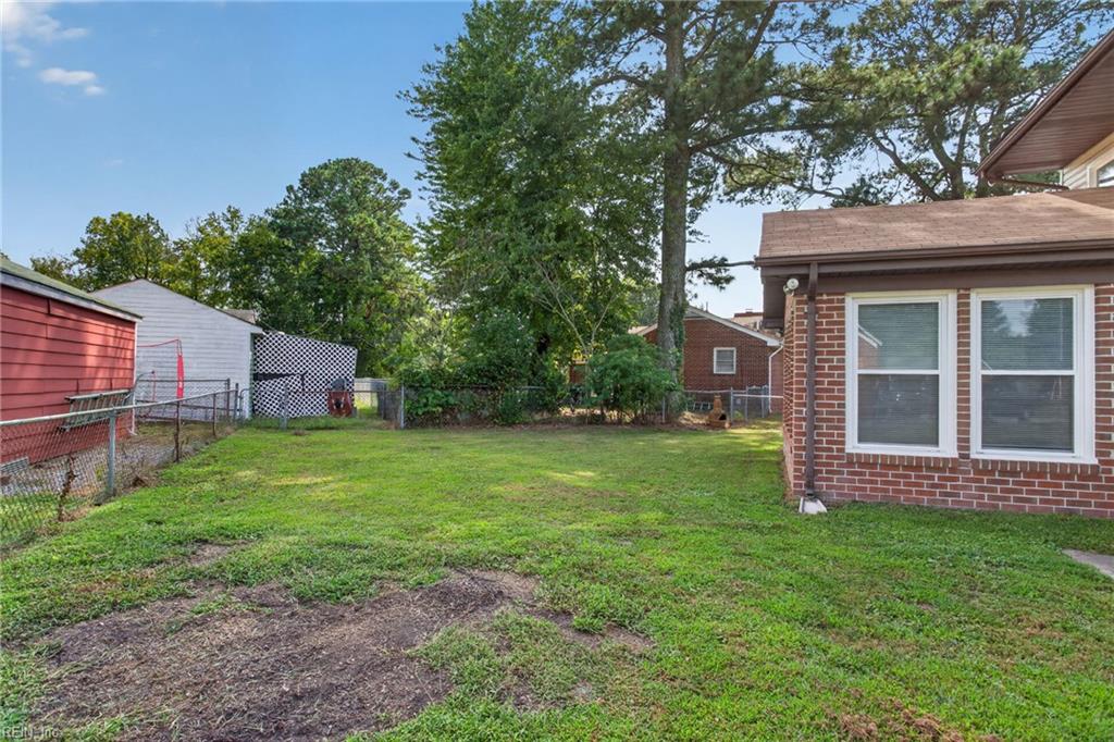 1203 Willowbrook Dr Property Photo 36