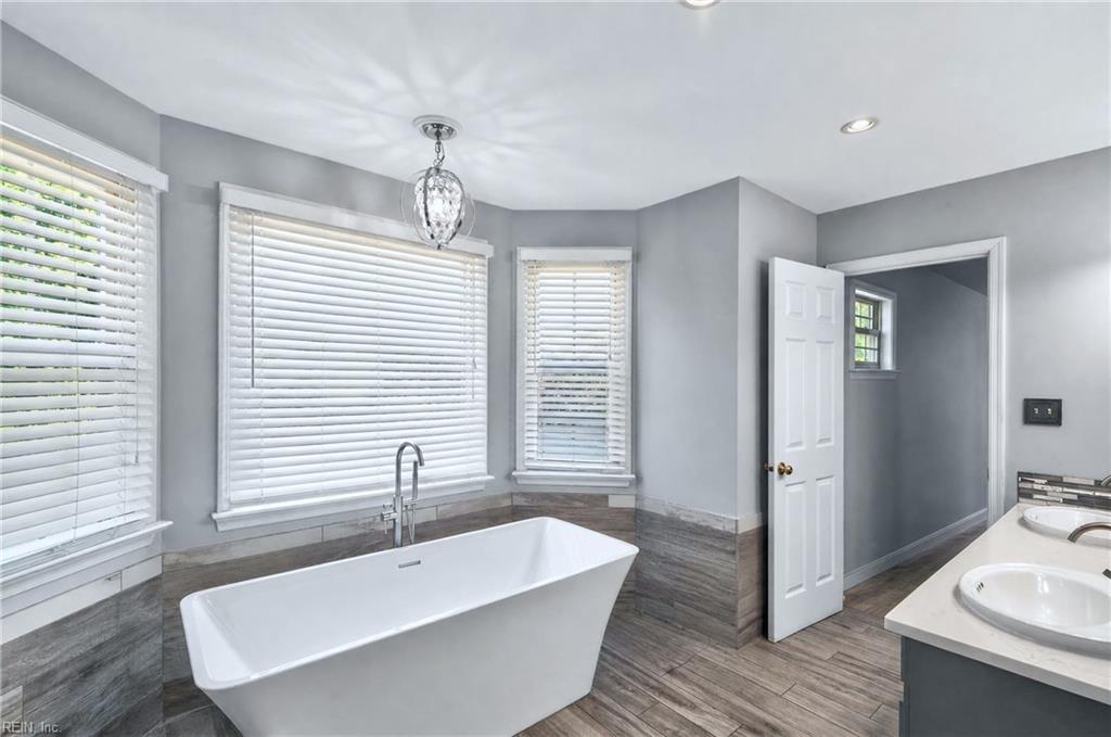 140 Pine Crk Property Photo 30