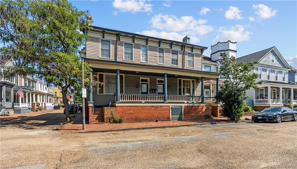 403 Dinwiddie St Property Photo 1
