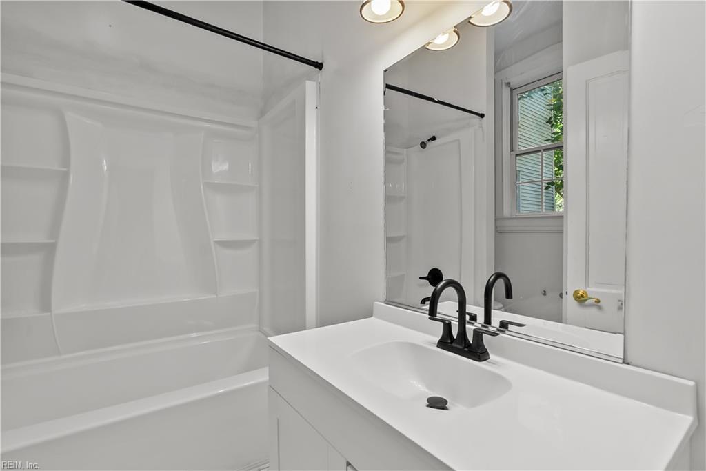 403 Dinwiddie St Property Photo 15
