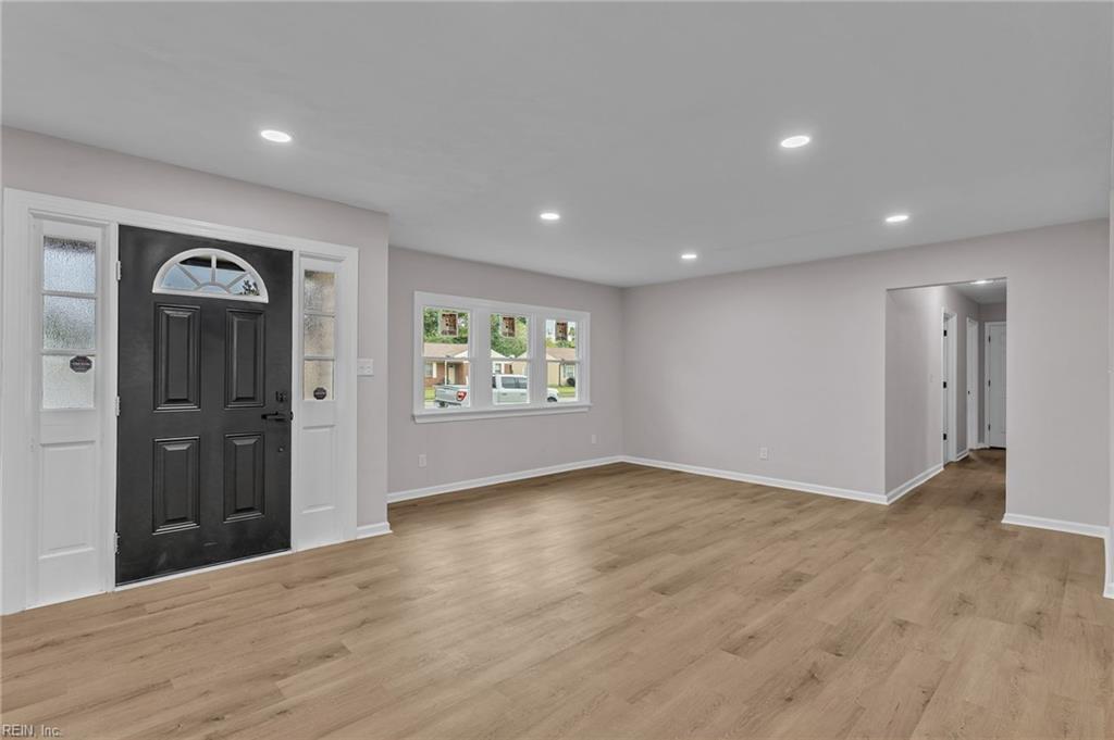3141 Guenevere Dr Property Photo 2